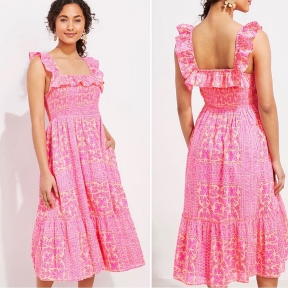 Vineyard Vines Dresses & Skirts - Vineyard Vines Pink Smock Ruffle 👗 Dress for sale! Has pockets on both sides :)